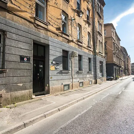 Modern In The Center Of